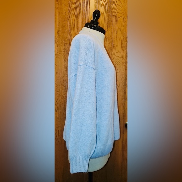 NWT VINCE CAMUTO Cozy Seam V-Neck Sweater | Size: L - Picture 7 of 13